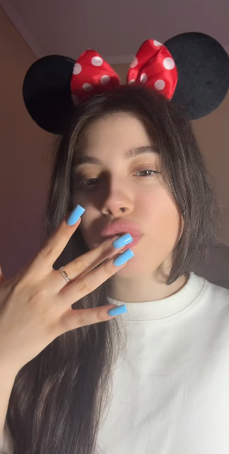 looking makes it uuhhooott_46