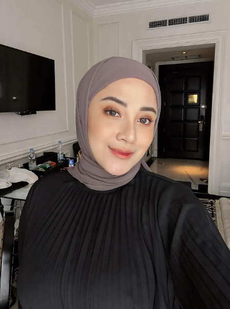 looking makes it uuhhooott_47