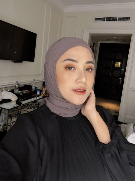 looking makes it uuhhooott_47