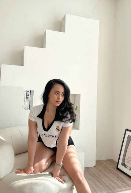 looking makes it uuhhooott_50