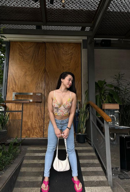 looking makes it uuhhooott_50