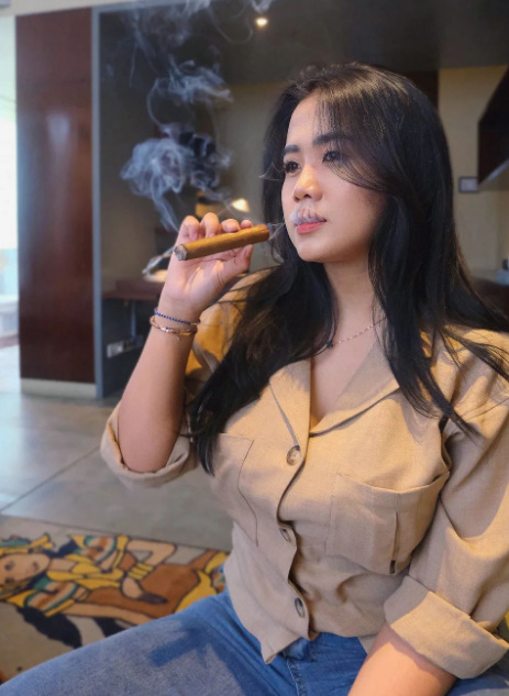 looking makes it uuhhooott_51