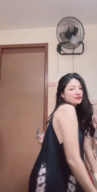 looking makes it uuhhooott_52