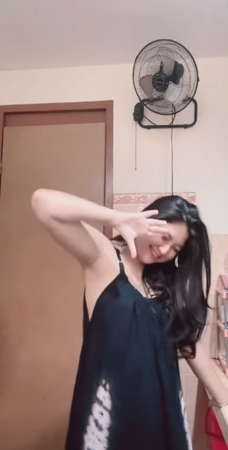 looking makes it uuhhooott_52