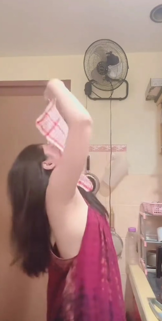 looking makes it uuhhooott_52