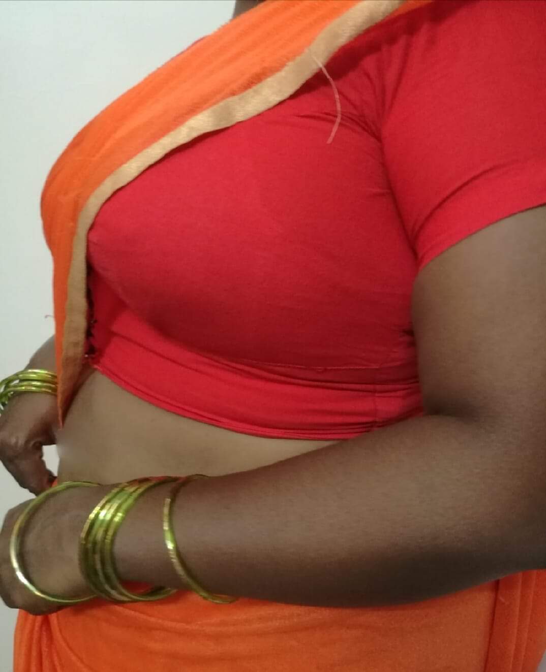 আমার সাথে যোগাযোগ করতে চাইলে এইখানে টাচ করো তাহলে আমার ইমুতে