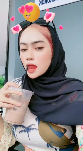 looking makes it uuhhooott_57