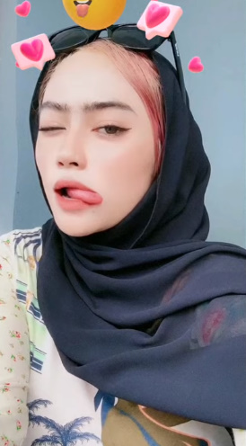 looking makes it uuhhooott_57