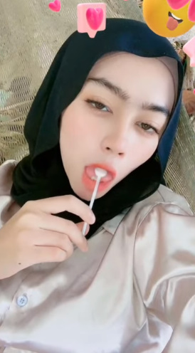 looking makes it uuhhooott_57