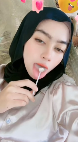 looking makes it uuhhooott_57