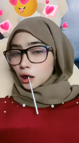 looking makes it uuhhooott_57