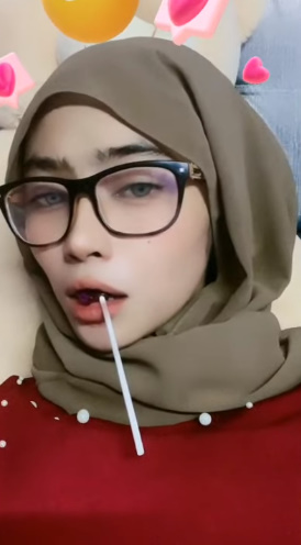 looking makes it uuhhooott_57