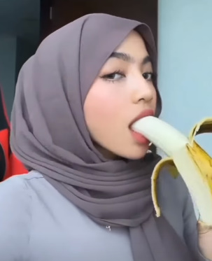 looking makes it uuhhooott_57