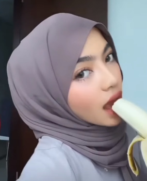 looking makes it uuhhooott_57