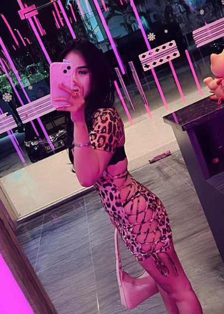 looking makes it uuhhooott_58