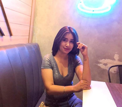 looking makes it uuhhooott_58