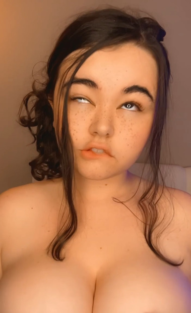 looking makes it uuhhooott_64