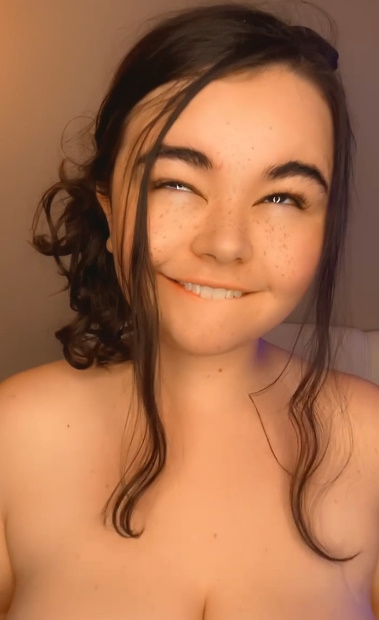 looking makes it uuhhooott_64