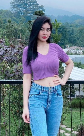 looking makes it uuhhooott_68