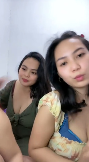 looking makes it uuhhooott_71