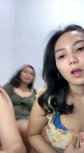 looking makes it uuhhooott_71