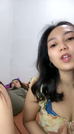 looking makes it uuhhooott_71