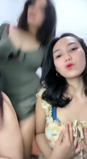 looking makes it uuhhooott_71