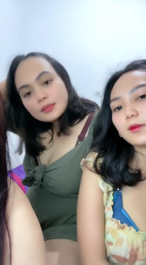 looking makes it uuhhooott_71