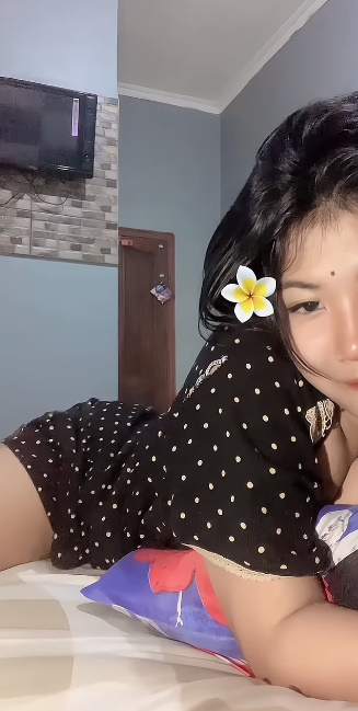 looking makes it uuhhooott_80