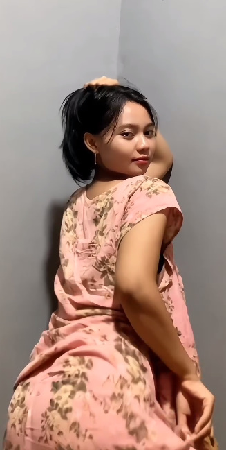 looking makes it uuhhooott_80