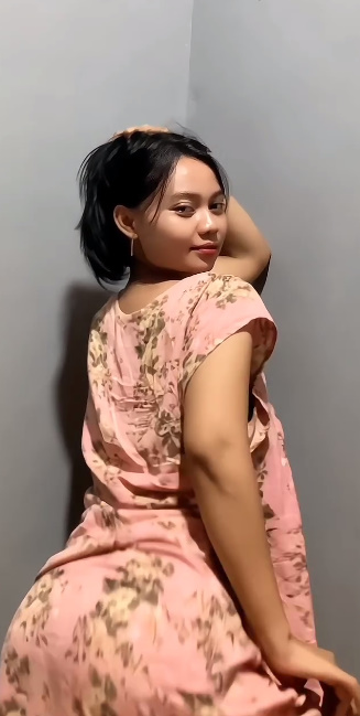 looking makes it uuhhooott_80