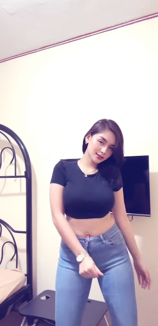 looking makes it uuhhooott_81