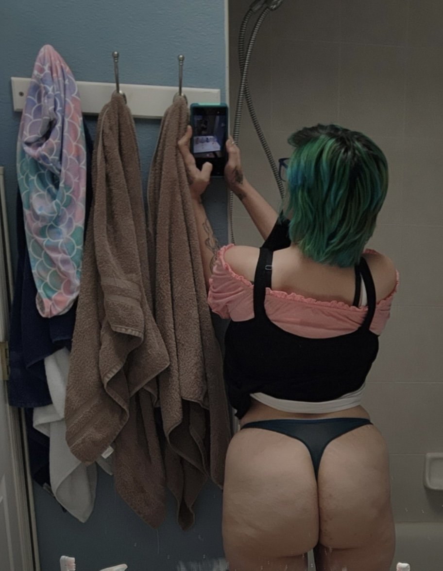 thong up ass