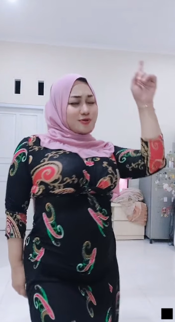 looking makes it uuhhooott_91