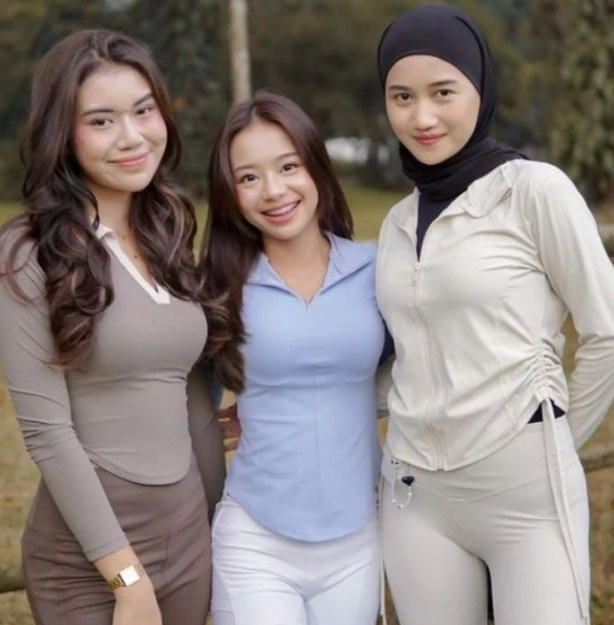 looking makes it uuhhooott_92