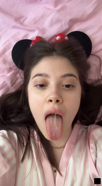 looking makes it uuhhooott_93