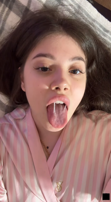 looking makes it uuhhooott_93