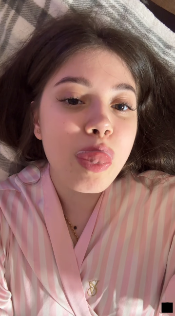 looking makes it uuhhooott_93