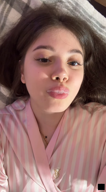 looking makes it uuhhooott_93