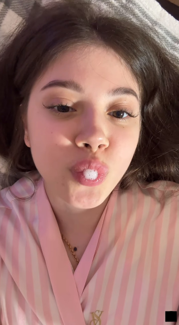 looking makes it uuhhooott_93