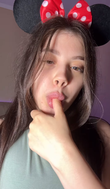 looking makes it uuhhooott_93