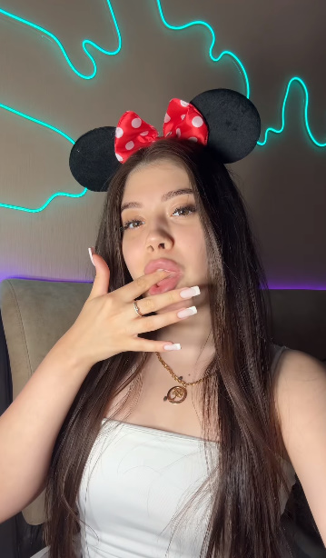 looking makes it uuhhooott_93