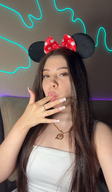 looking makes it uuhhooott_93