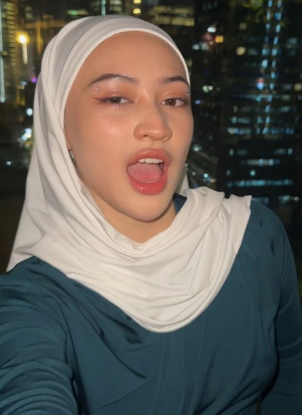 looking makes it uuhhooott_94