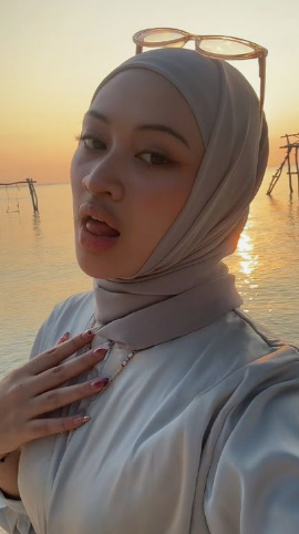 looking makes it uuhhooott_94