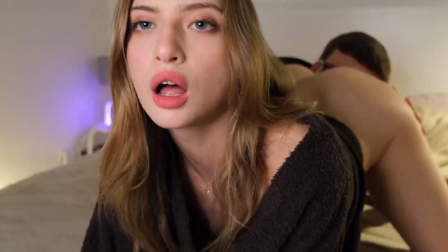 looking makes it uuhhooott_103