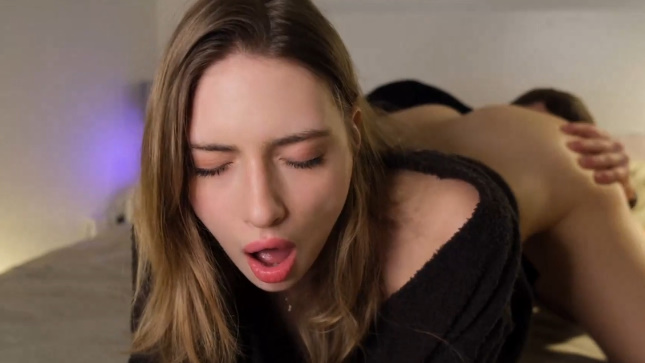 looking makes it uuhhooott_103