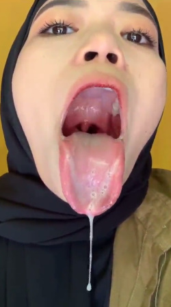 looking makes it uuhhooott_110