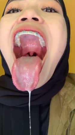 looking makes it uuhhooott_110