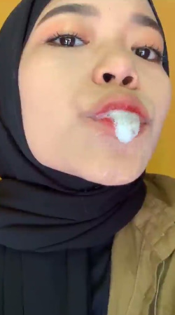 looking makes it uuhhooott_110